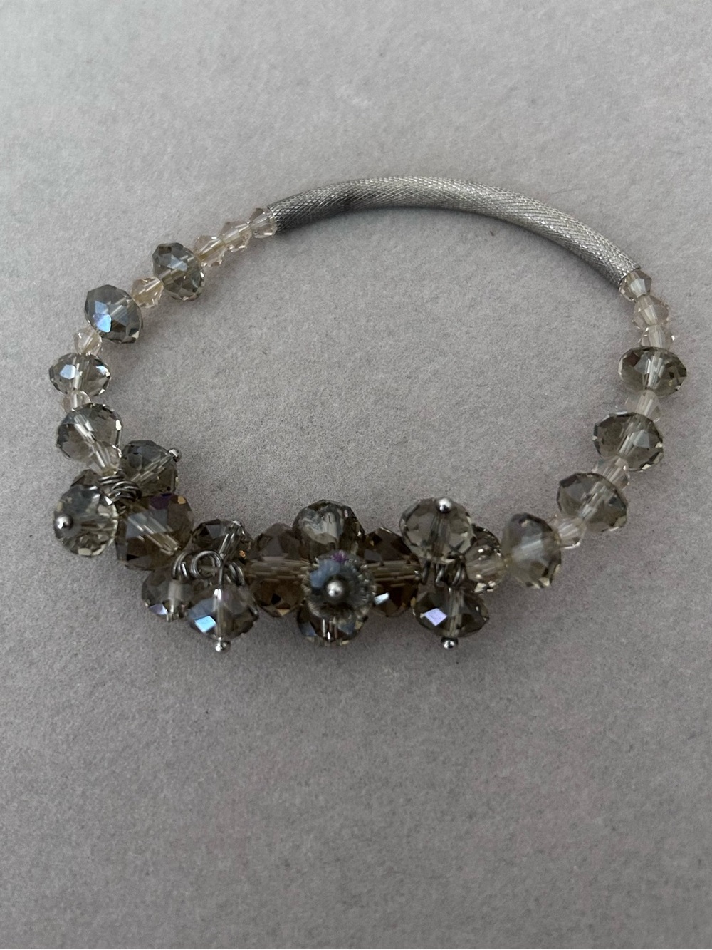 Crystal Floral Stretch Bracelet - Gray